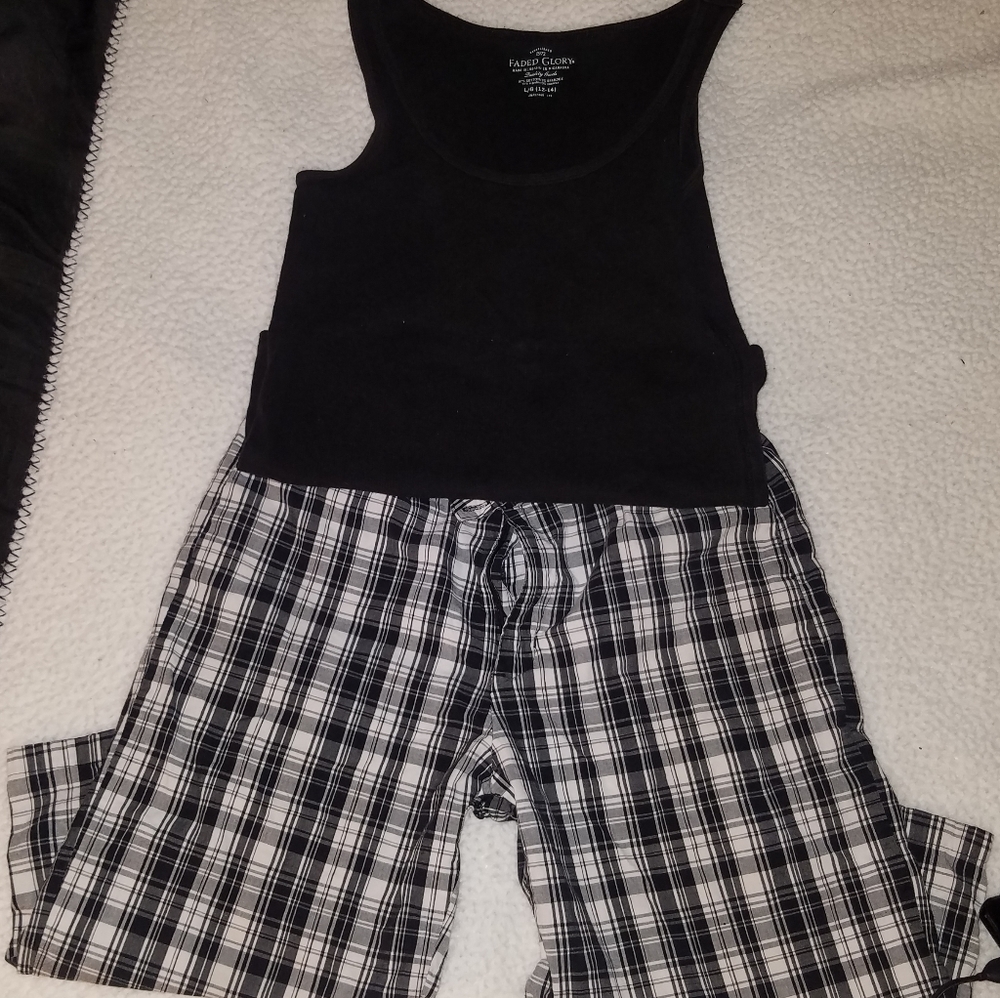 Size Large Women's Capris